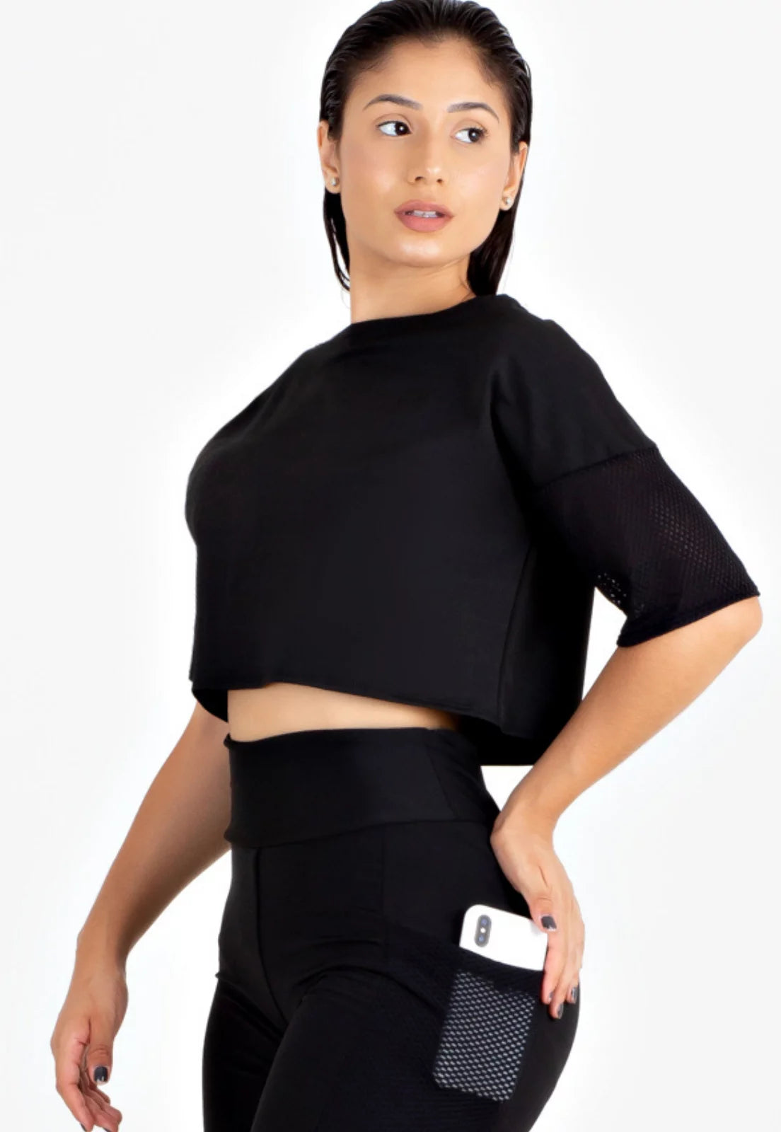 Cropped Fitness Preto com Detalhe Tela - Velure Couture