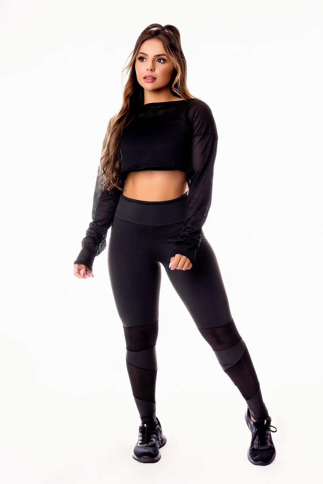 Conjunto Fitness Cropped de Tela Dry e Calça com Detalhes em Dry - Velure Couture