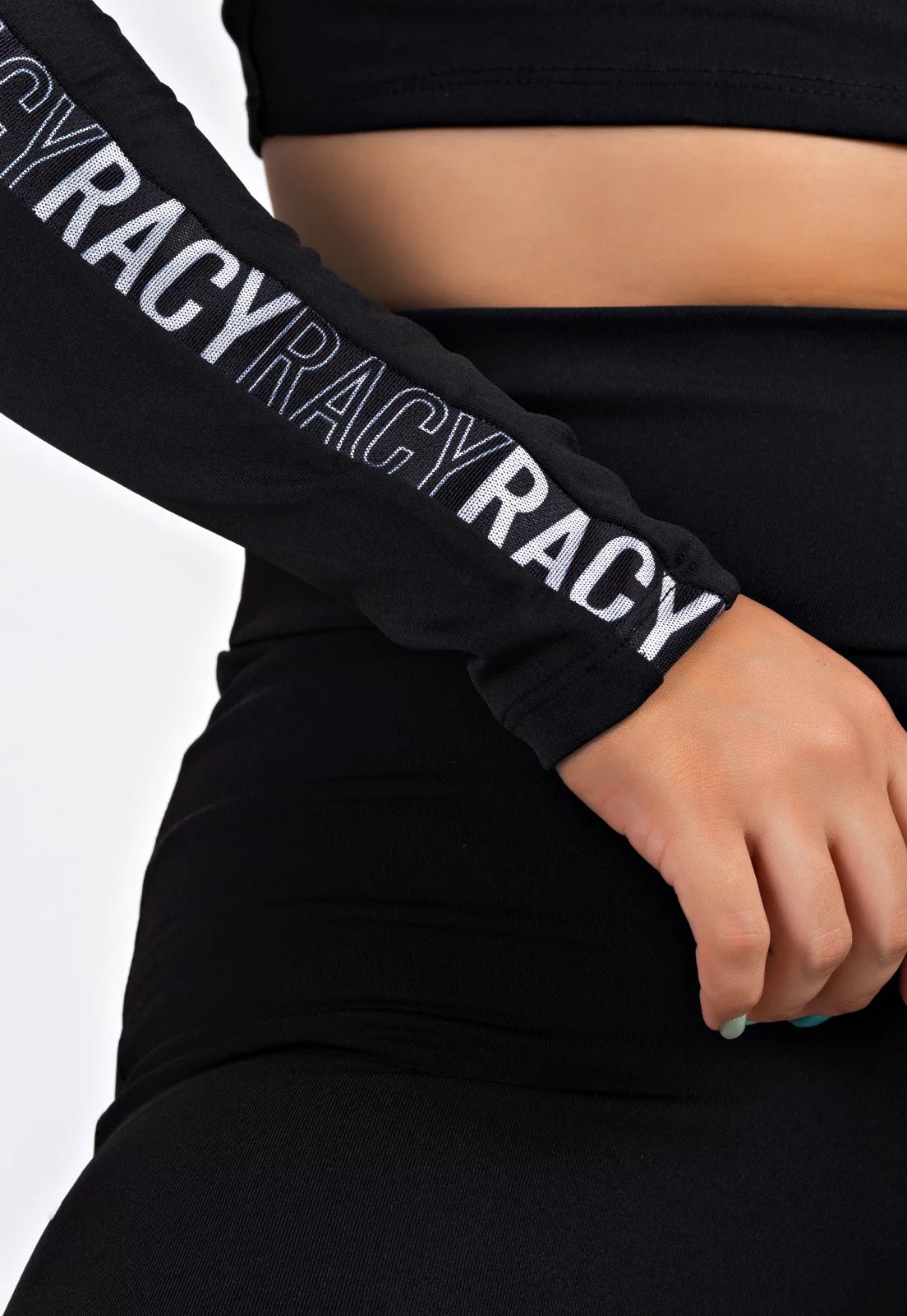 Conjunto Fitness Calça Legging com Elástico Racy e Tela Dry + Cropped Manga Longa Gola Alta Preto - Velure Couture