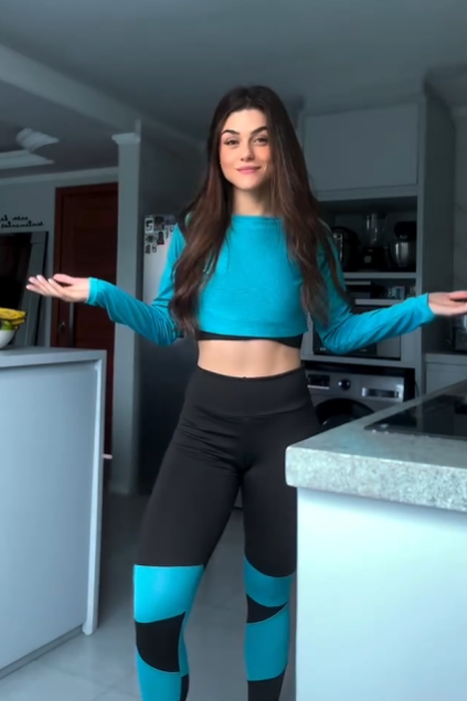 lookbook image shop_this_look_EcLGgQ